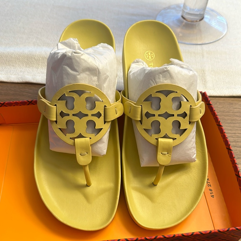 Tory burch yellow miller sandals size 7.5 used like brand new